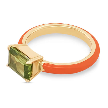 EMERALD CUT PERIDOT IN 18K GOLD