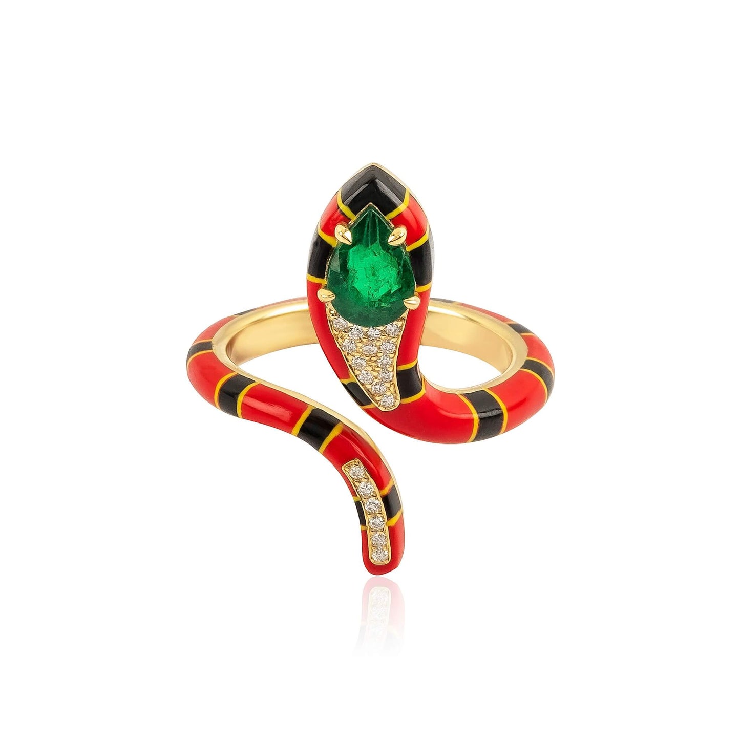 emerald and diamonds set in 18k yellow gold and high polish ceramic